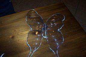 farfalla di plastica riciclata